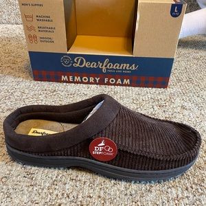 Dear foam Slippers Never Worn!